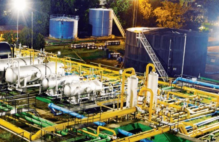 Meningkatkan Efisiensi Generator di Industri Minyak dan Gas melalui Pemantauan Getaran