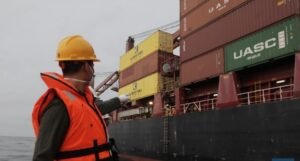 Penggunaan Coating Thickness Meter dalam Inspeksi Rutin Kapal