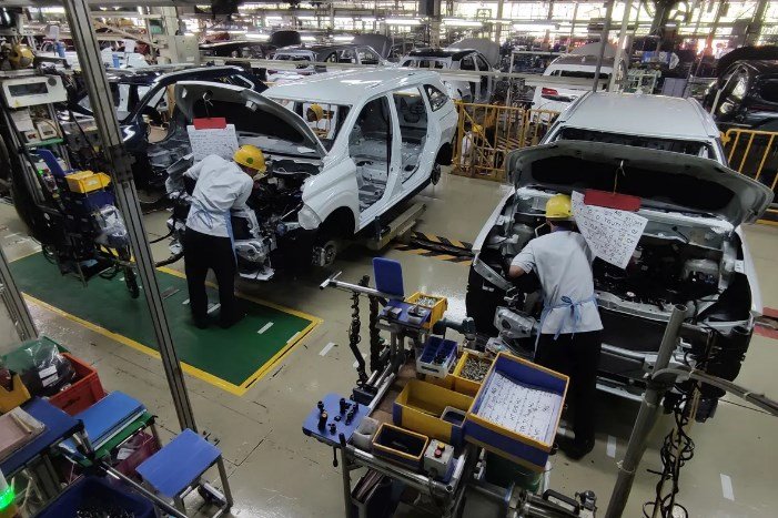 Pentingnya Penggunaan Surface Roughness Tester dalam Perakitan Komponen Otomotif