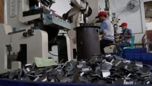 Peran Vital Coating Thickness Meter dalam Meningkatkan Kualitas Produk Logam
